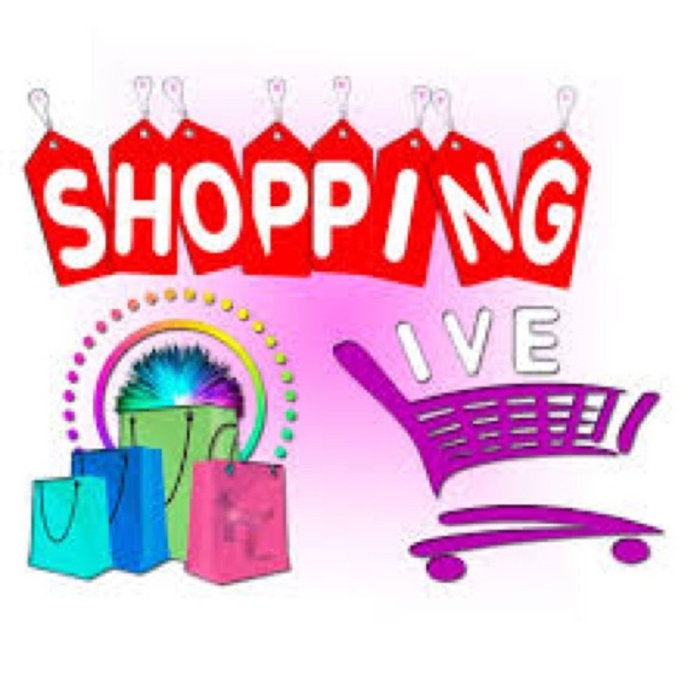 @Cassandraann22 LIVE SHOW NOTIFICATION!!!!    🫶🏻👗👚👜
